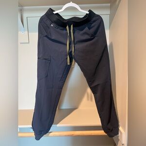 Figs quiet navy small zamora pants
